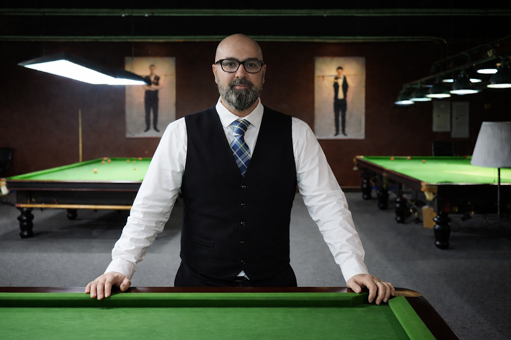 Snooker coach